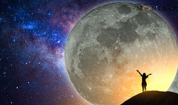 The Magic of the Moon... In Your Hands